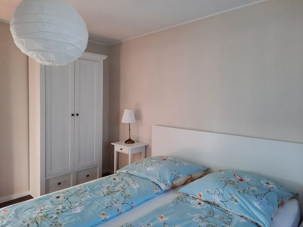schlafzimmer 1 neu